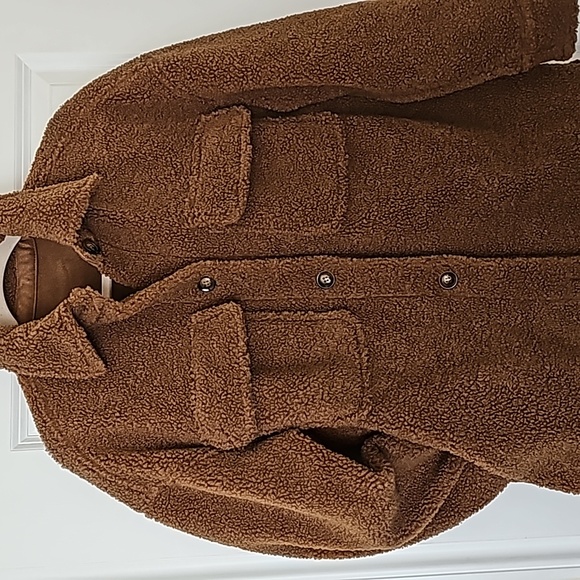 Brown Shacket - Picture 2 of 7